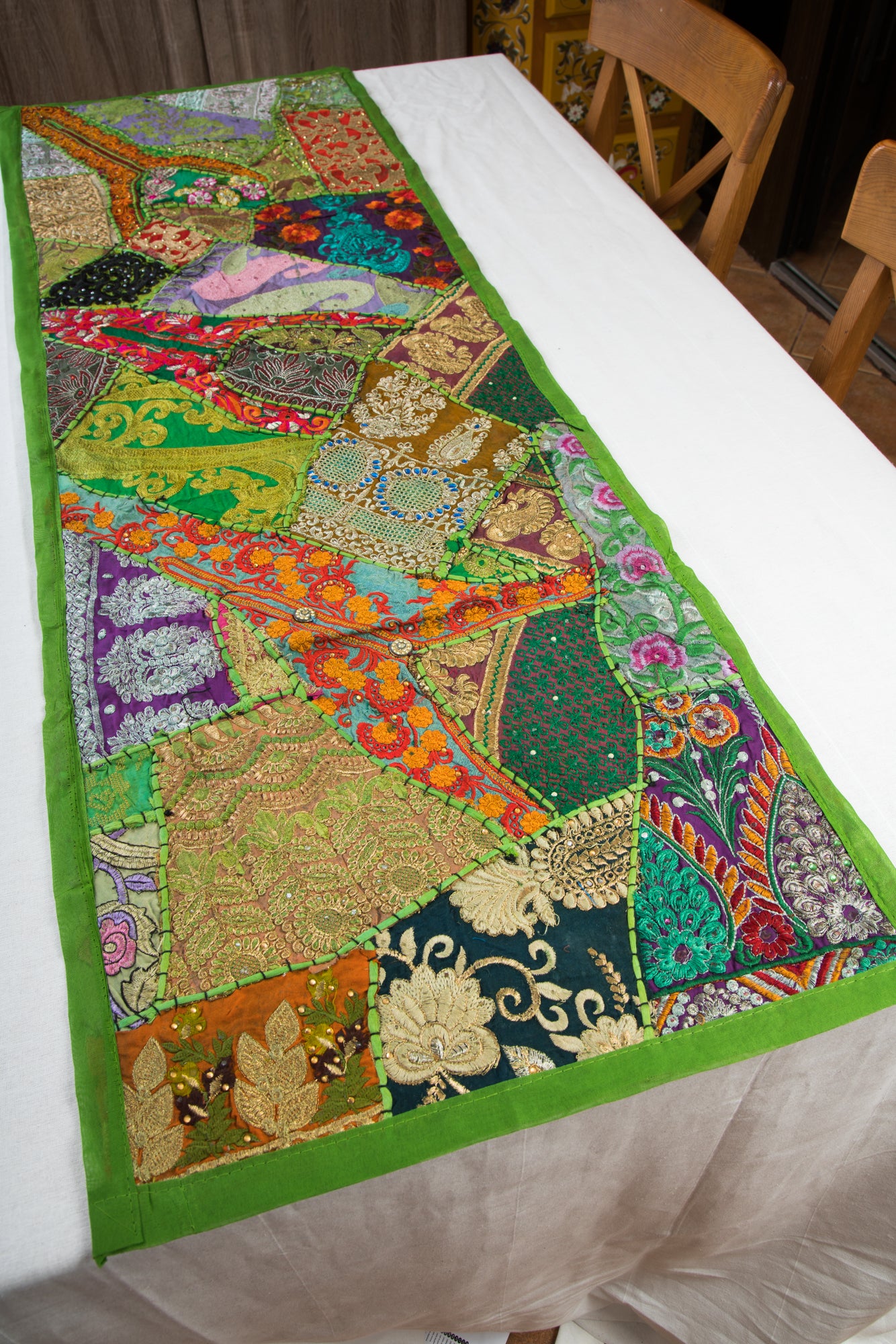 Handmade green Table Runner (Fata de masa verde)150cm X 50cm